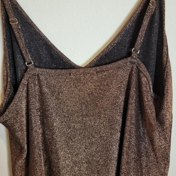 Bishop +‎ Young Marisa Cami Tank Rose Gold Metallic Size Large - Picture 9 of 10